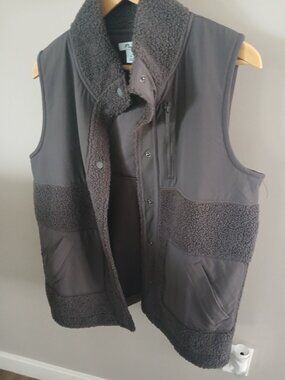 FLX grey women's vest Size M